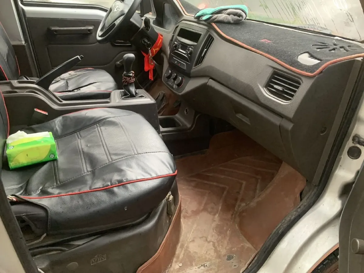 2018 WuLing RongGuang New Truck 1.5L 107HP L4 5MT,autocango,china used car exporter,china ev exporter,chinese used car exporter,chinese used ev exporter