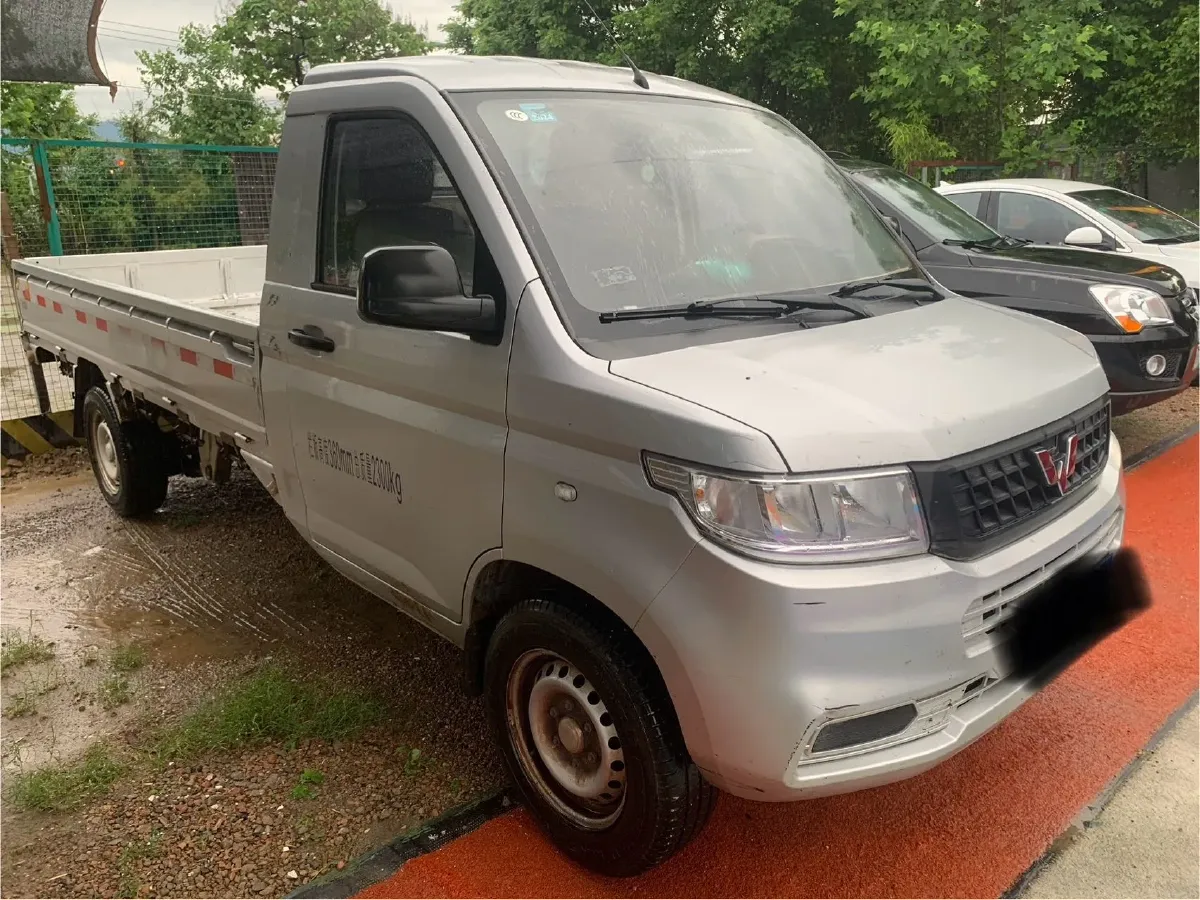 2018 WuLing RongGuang New Truck 1.5L 107HP L4 5MT,autocango,china used car exporter,china ev exporter,chinese used car exporter,chinese used ev exporter