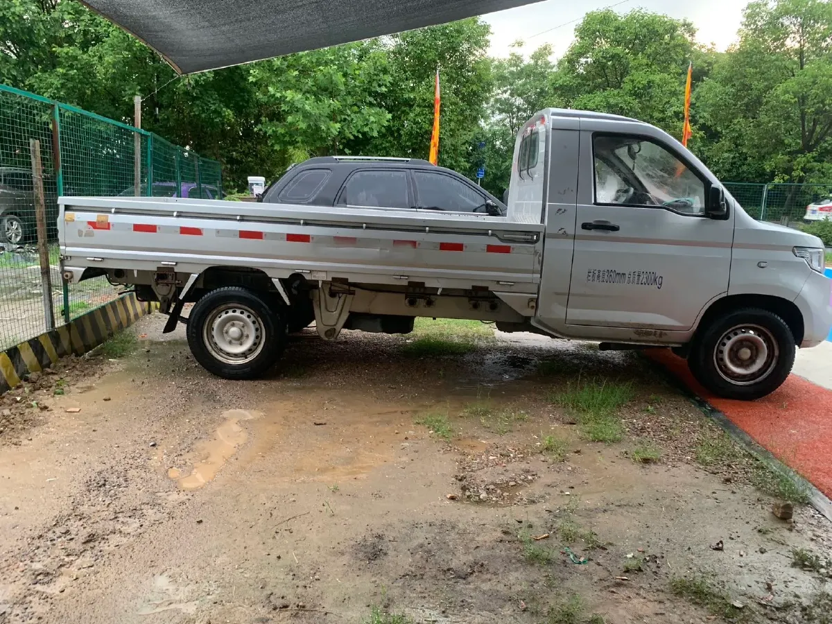 2018 WuLing RongGuang New Truck 1.5L 107HP L4 5MT,autocango,china used car exporter,china ev exporter,chinese used car exporter,chinese used ev exporter