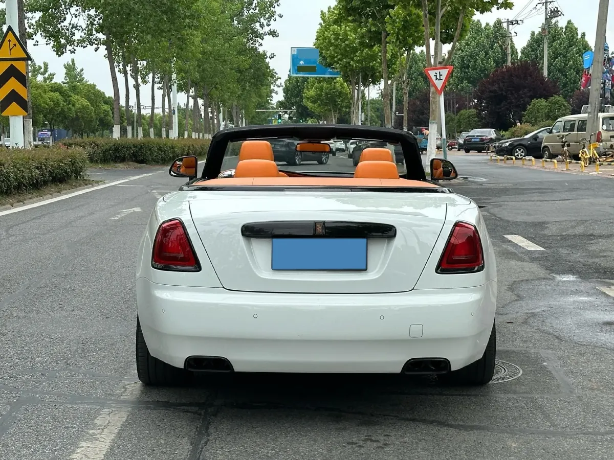2018 Rolls-Royce Dawn 6.6T 571HP V12 8AT,autocango,china used car exporter,china ev exporter,chinese used car exporter,chinese used ev exporter