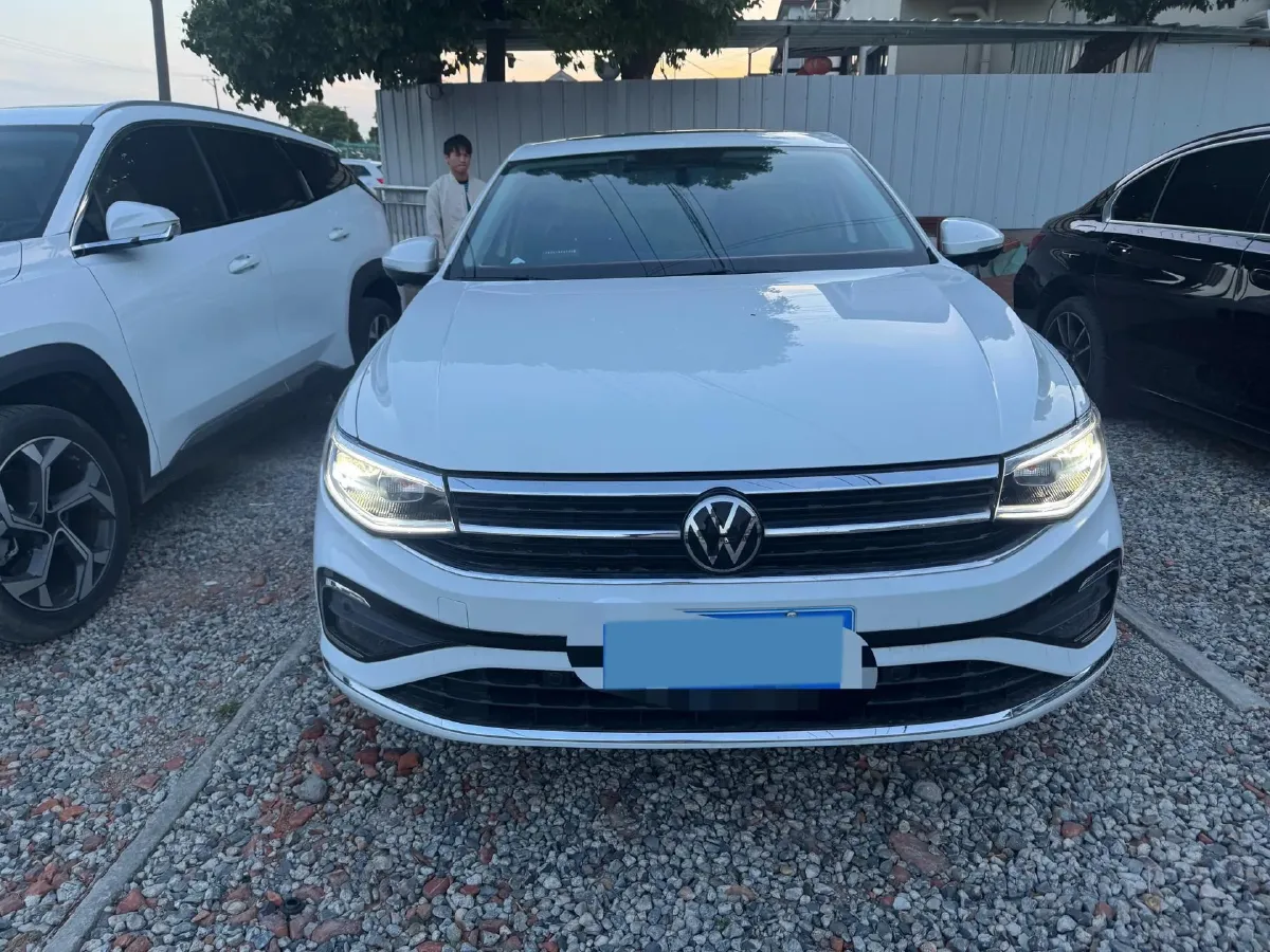 2024 Volkswagen Bora 1.2T 116HP L4 7DCT,autocango,china used car exporter,china ev exporter,chinese used car exporter,chinese used ev exporter