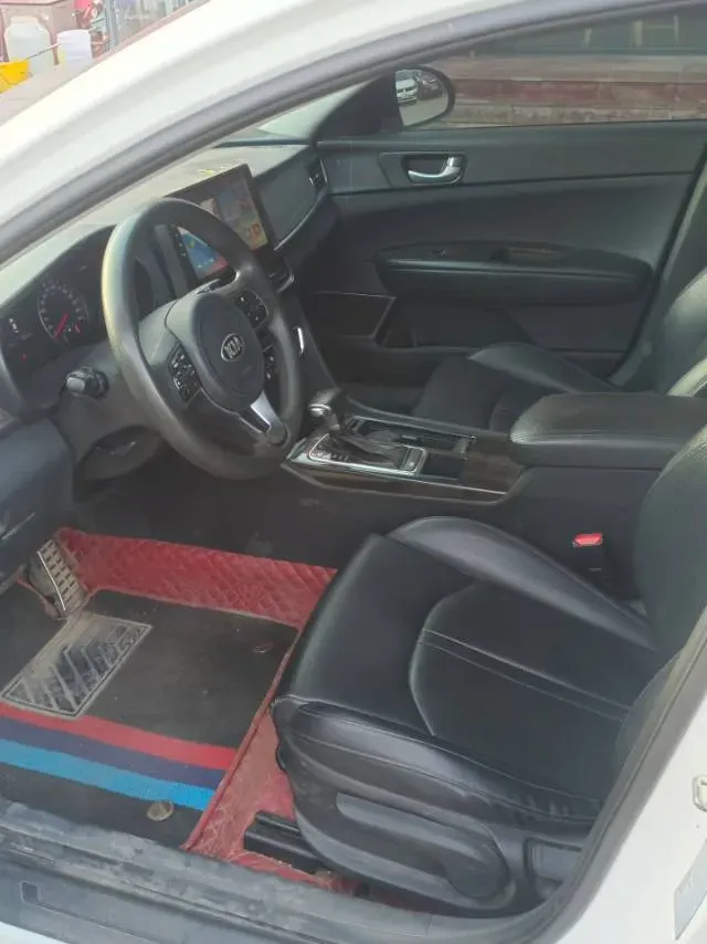 2016 Kia K5 2.0L 161HP L4 6AT,autocango,china used car exporter,china ev exporter,chinese used car exporter,chinese used ev exporter