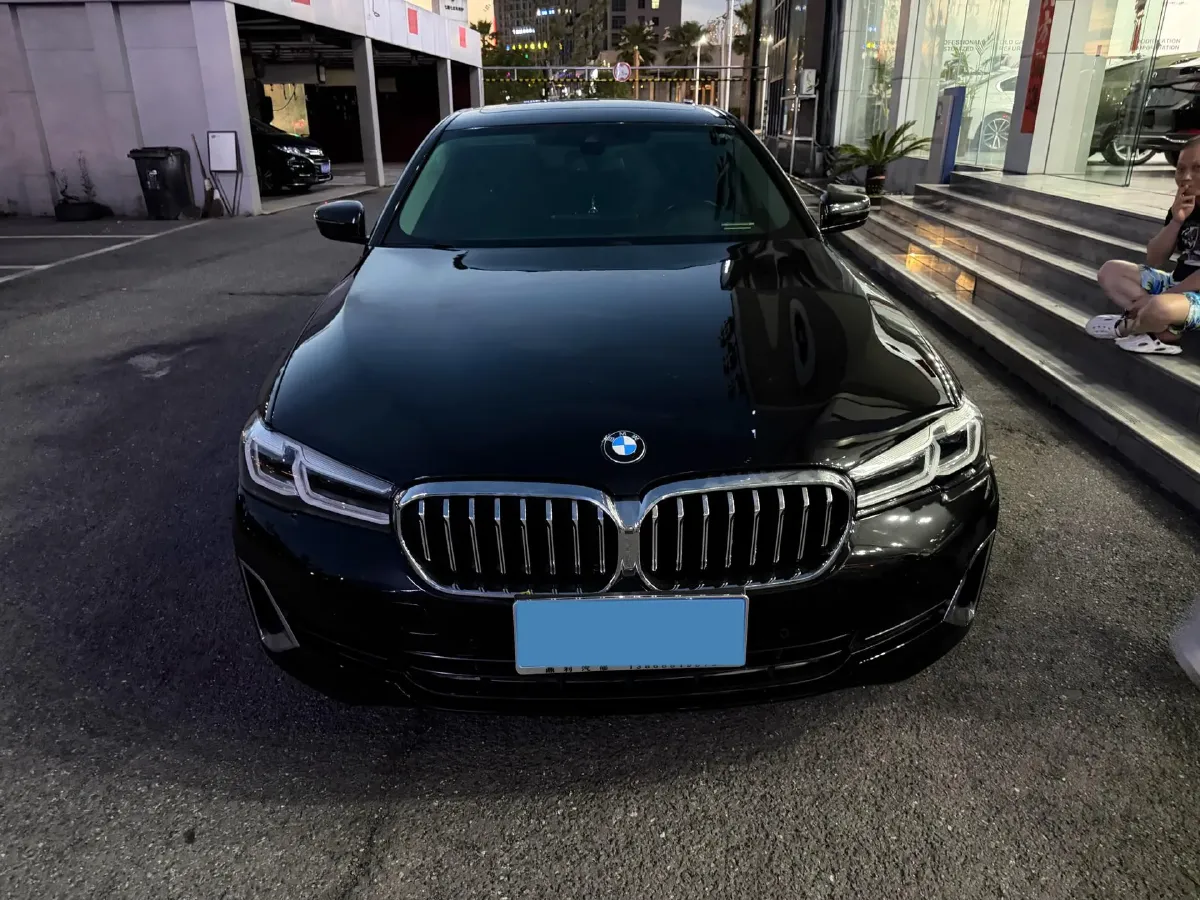 2021 BMW 5 Series 2.0T 184HP L4 8AT,autocango,china used car exporter,china ev exporter,chinese used car exporter,chinese used ev exporter