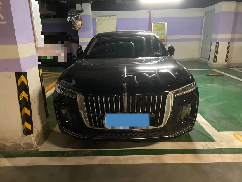 2020 HongQi H9 2.0T 252HP L4 7DCT,autocango,china used car exporter,china ev exporter,chinese used car exporter,chinese used ev exporter