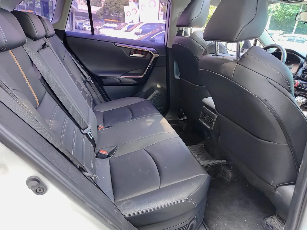 2024 Toyota Wildlander 2.5L 178HP L4 E-CVT Hybrid,autocango,china used car exporter,china ev exporter,chinese used car exporter,chinese used ev exporter