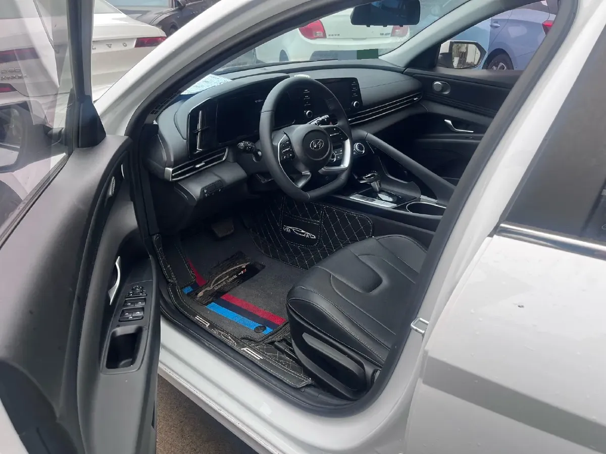 2022 Hyundai Elantra 1.5L 115HP L4 CVT,autocango,china used car exporter,china ev exporter,chinese used car exporter,chinese used ev exporter