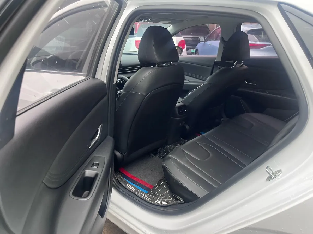 2022 Hyundai Elantra 1.5L 115HP L4 CVT,autocango,china used car exporter,china ev exporter,chinese used car exporter,chinese used ev exporter