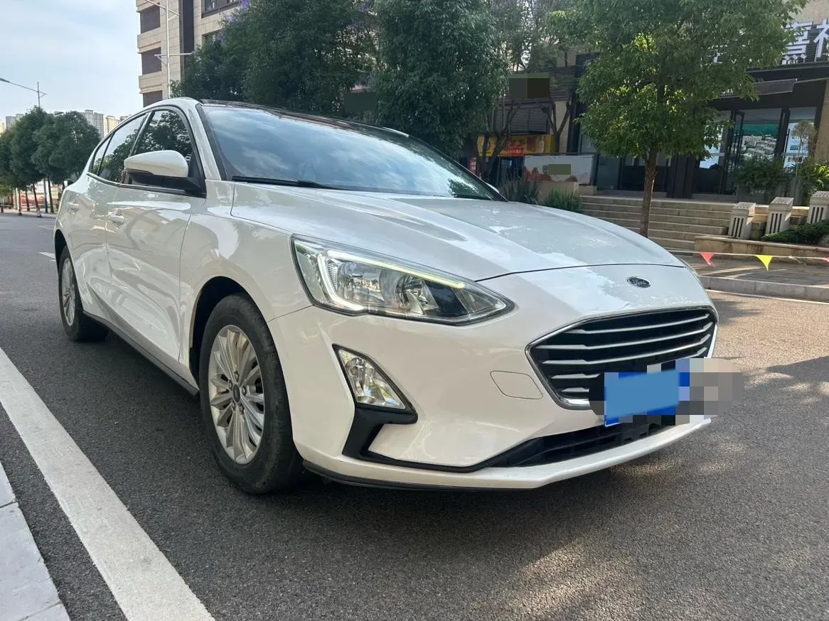 2019 Ford Focus 1.5T 184HP L3 8AT,autocango,china used car exporter,china ev exporter,chinese used car exporter,chinese used ev exporter