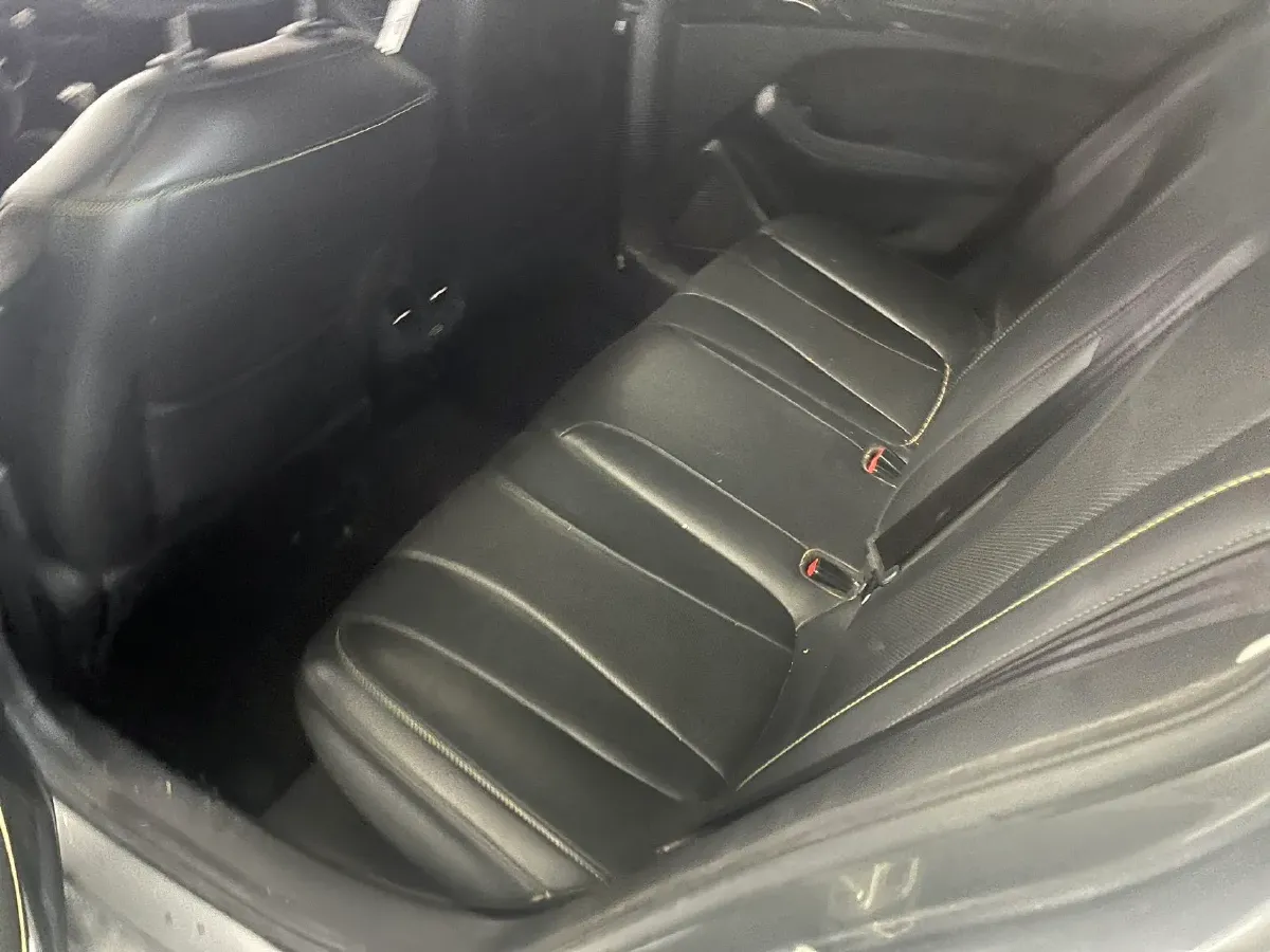 2021 Roewe i5 1.5L 120HP L4 CVT,autocango,china used car exporter,china ev exporter,chinese used car exporter,chinese used ev exporter