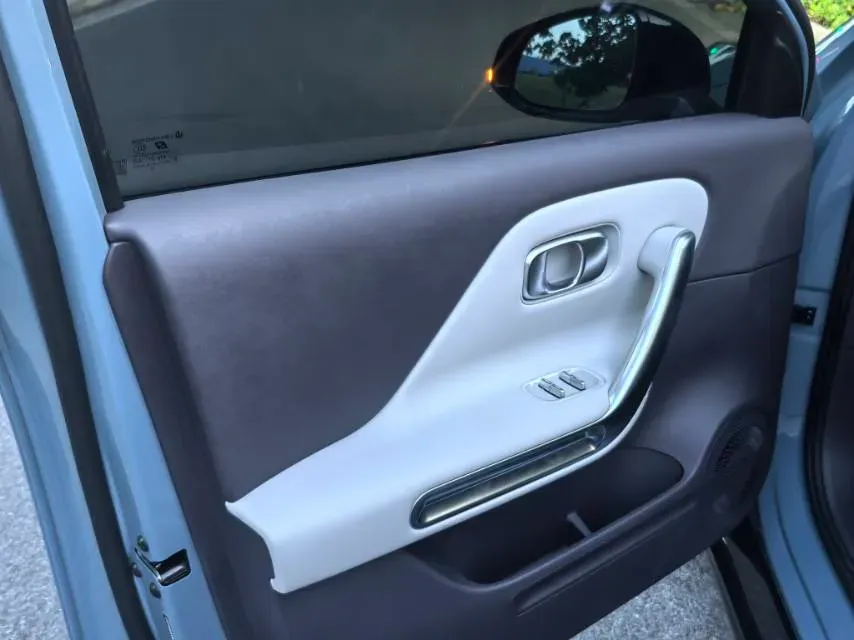 2025 Leapmotor B01 BEV,autocango,china used car exporter,china ev exporter,chinese used car exporter,chinese used ev exporter