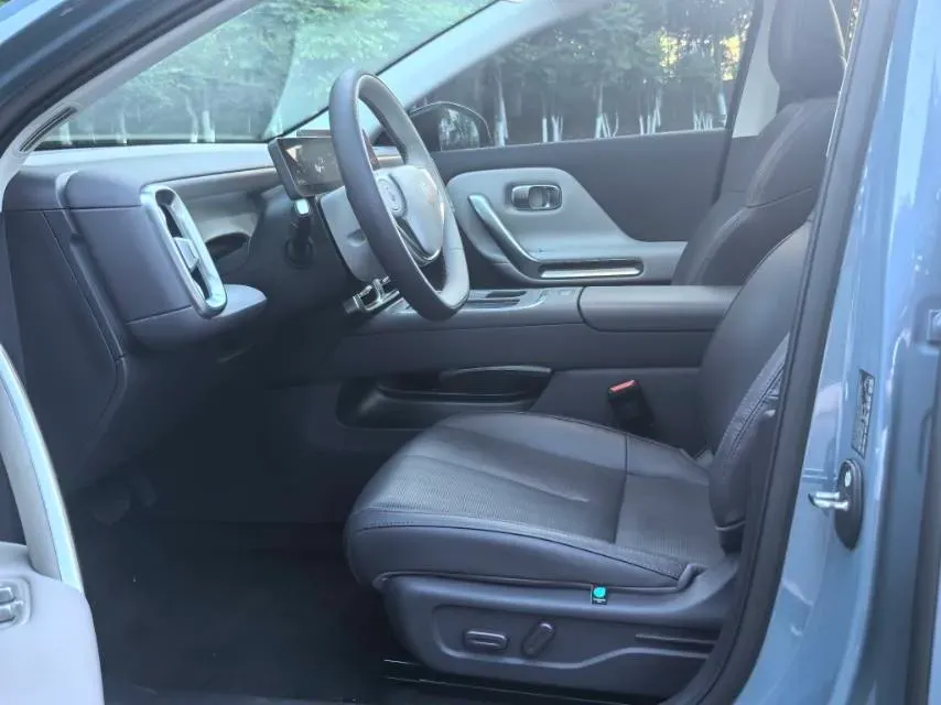 2025 Leapmotor B01 BEV,autocango,china used car exporter,china ev exporter,chinese used car exporter,chinese used ev exporter