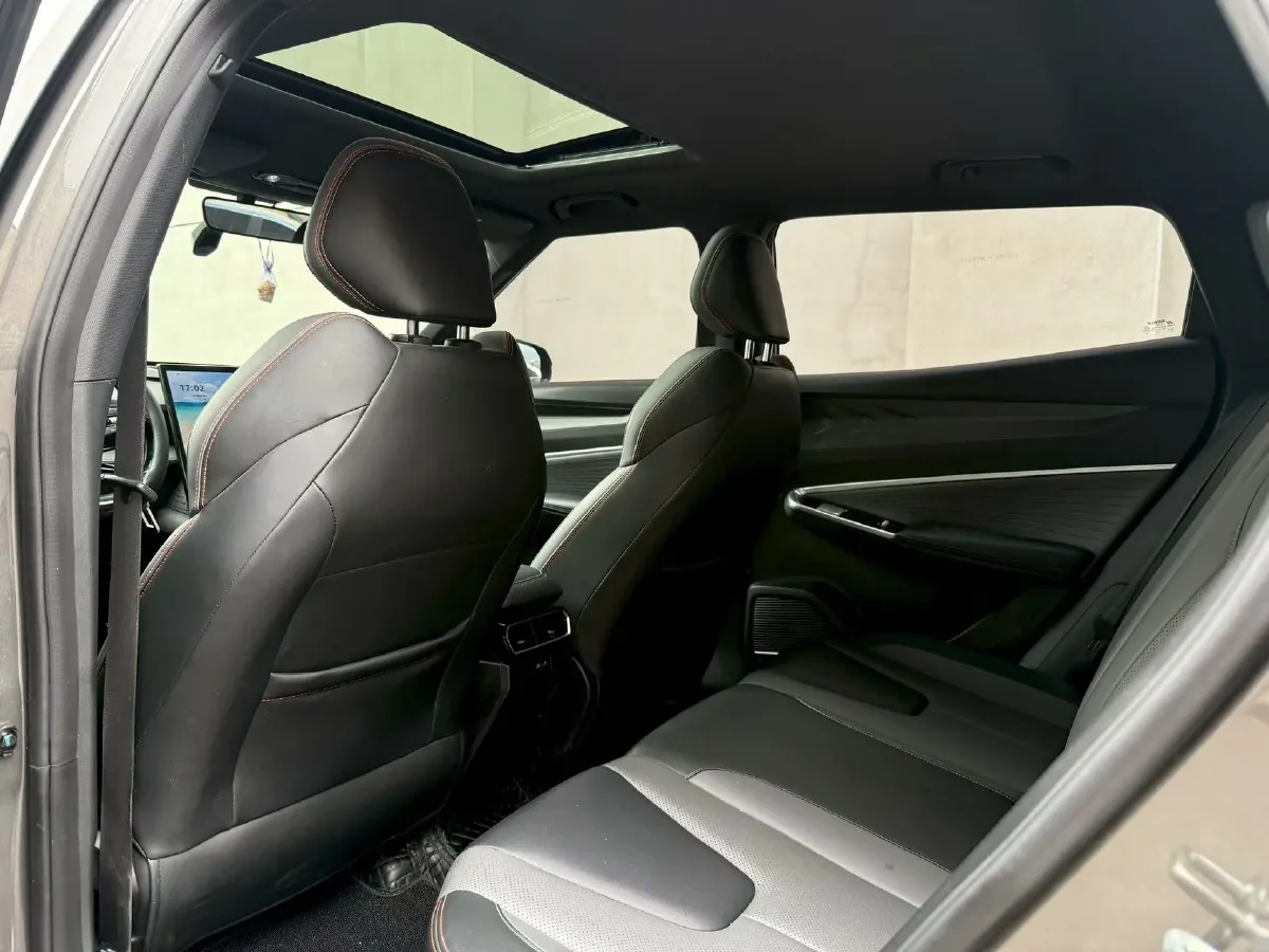 2023 Geely Azkarra 1.5T 181HP L4 7DCT,autocango,china used car exporter,china ev exporter,chinese used car exporter,chinese used ev exporter
