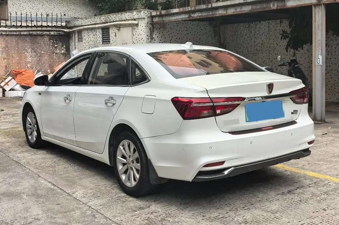 2017 Roewe i6 1.0T 125HP L3 2AT PHEV,autocango,china used car exporter,china ev exporter,chinese used car exporter,chinese used ev exporter