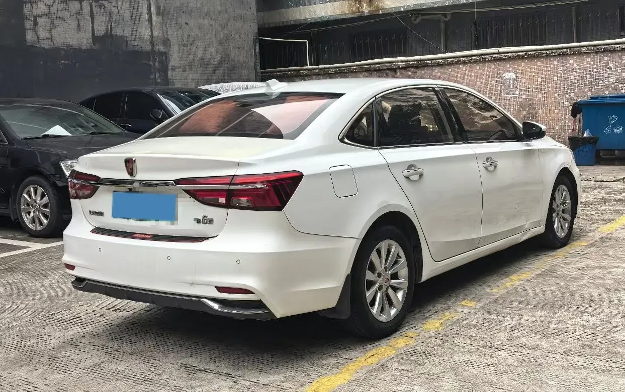 2017 Roewe i6 1.0T 125HP L3 2AT PHEV,autocango,china used car exporter,china ev exporter,chinese used car exporter,chinese used ev exporter