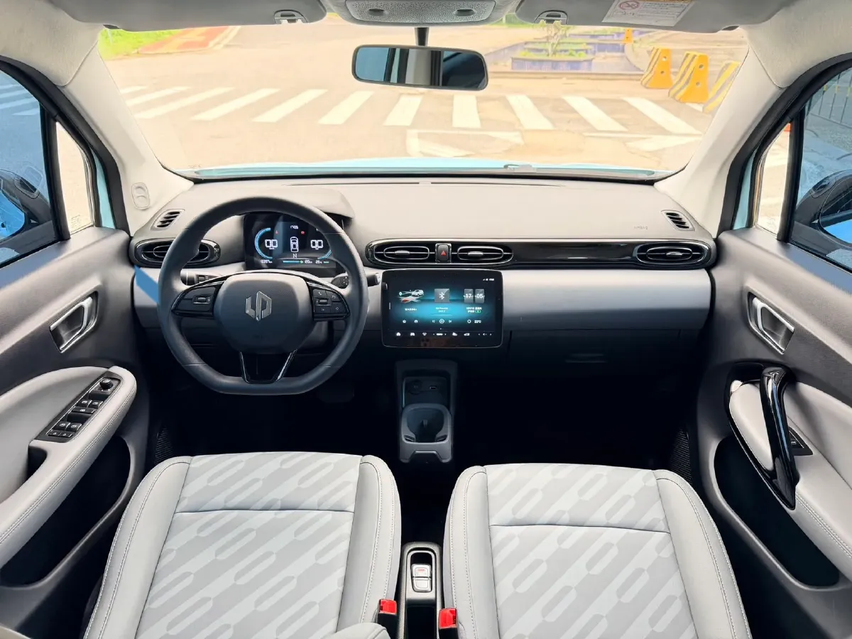 2025 Leapmotor T03 BEV 41.3KWH,autocango,china used car exporter,china ev exporter,chinese used car exporter,chinese used ev exporter