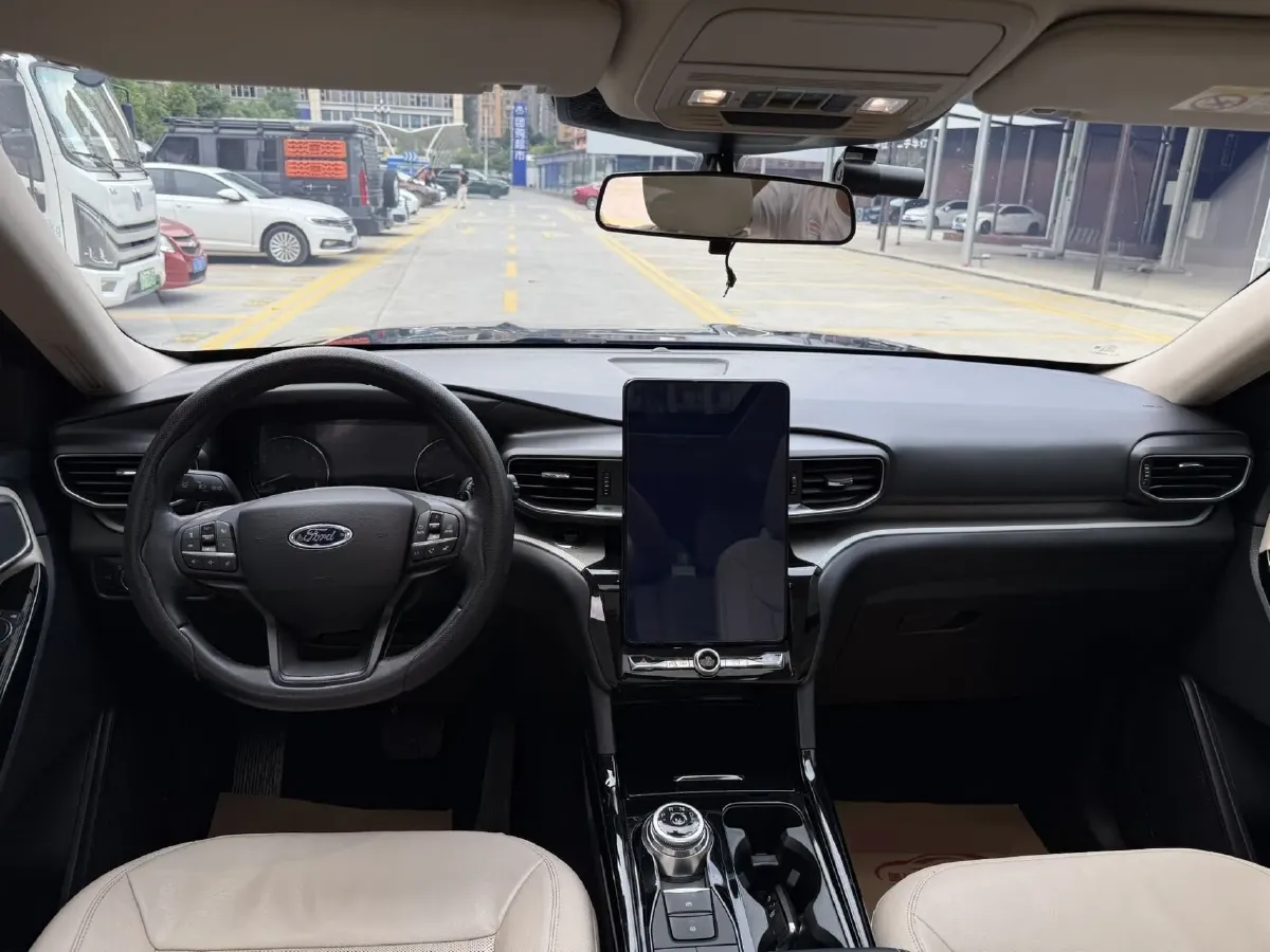 2020 Ford Explorer 2.3T 276HP L4 10AT,autocango,china used car exporter,china ev exporter,chinese used car exporter,chinese used ev exporter