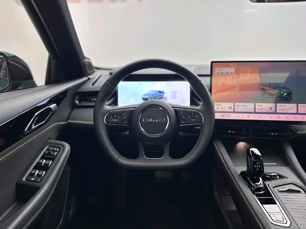 2025 LYNK&CO 03 1.5T 181HP L4 7DCT,autocango,china used car exporter,china ev exporter,chinese used car exporter,chinese used ev exporter
