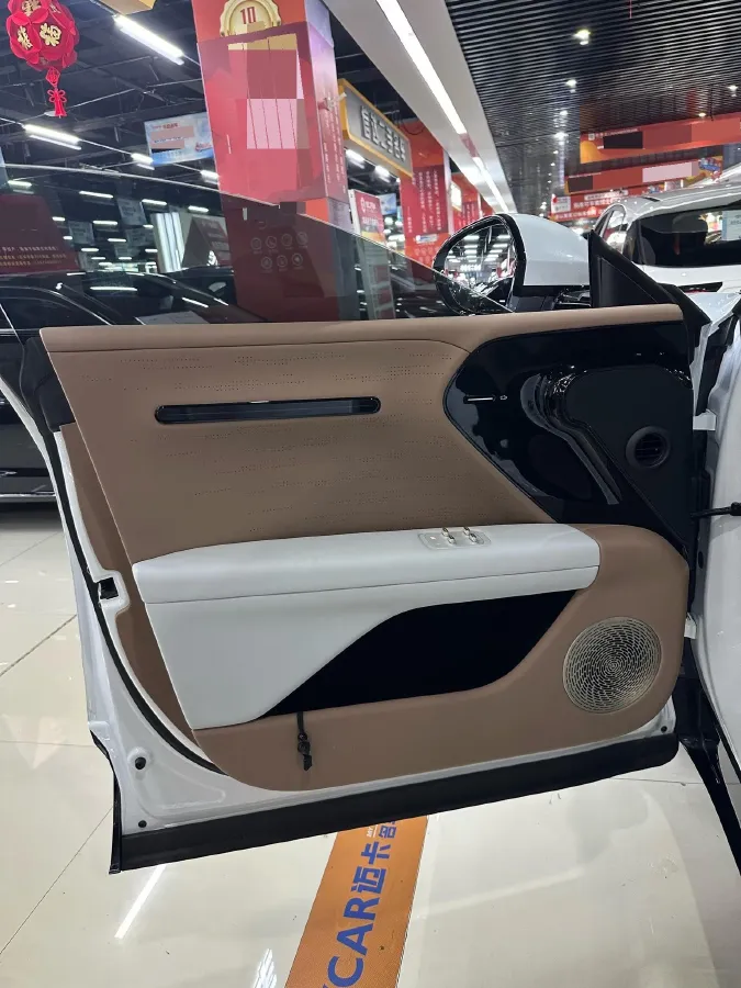2024 Avatr 07 1.5T 156HP L4 REEV 39.05KWH,autocango,china used car exporter,china ev exporter,chinese used car exporter,chinese used ev exporter