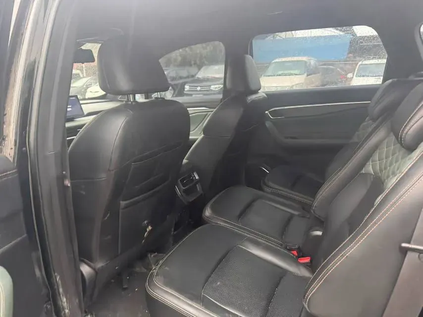 2023 Geely Okavango L 2.0T 218HP L4 7DCT,autocango,china used car exporter,china ev exporter,chinese used car exporter,chinese used ev exporter