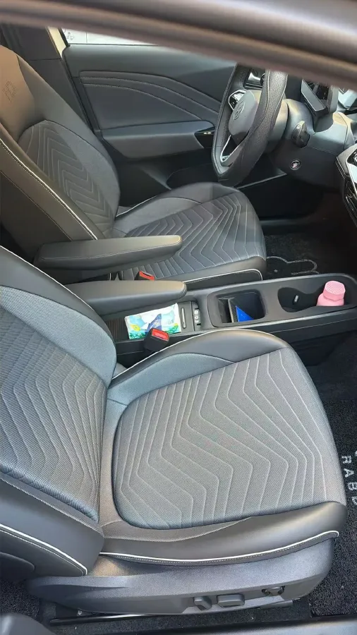 2025 Volkswagen ID.3 BEV 52.8KWH,autocango,china used car exporter,china ev exporter,chinese used car exporter,chinese used ev exporter