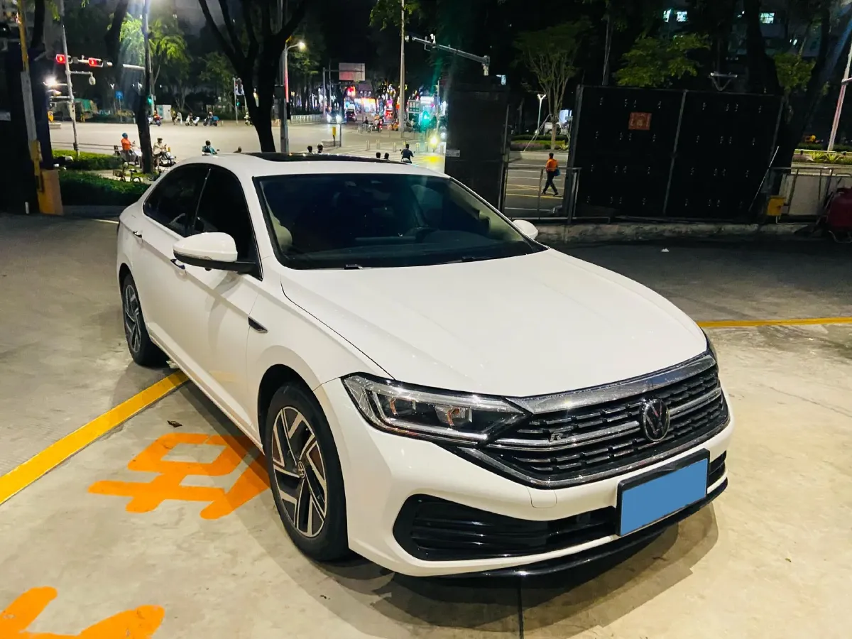 2023 Volkswagen Sagitar 1.5T 160HP L4 7DCT,autocango,china used car exporter,china ev exporter,chinese used car exporter,chinese used ev exporter