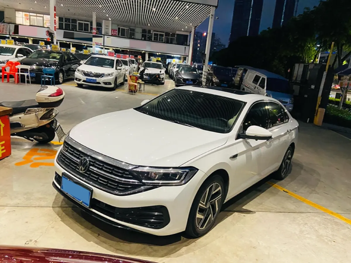 2023 Volkswagen Sagitar 1.5T 160HP L4 7DCT,autocango,china used car exporter,china ev exporter,chinese used car exporter,chinese used ev exporter