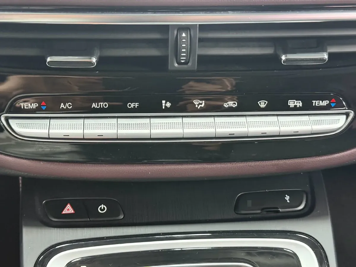 2021 GAC Trumpchi M6 1.5T 169HP L4 7DCT,autocango,china used car exporter,china ev exporter,chinese used car exporter,chinese used ev exporter
