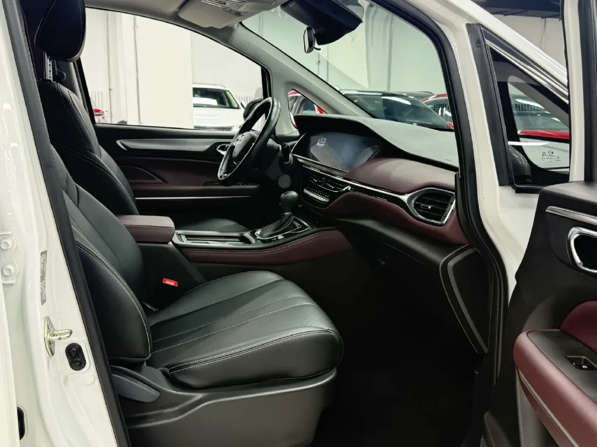 2021 GAC Trumpchi M6 1.5T 169HP L4 7DCT,autocango,china used car exporter,china ev exporter,chinese used car exporter,chinese used ev exporter