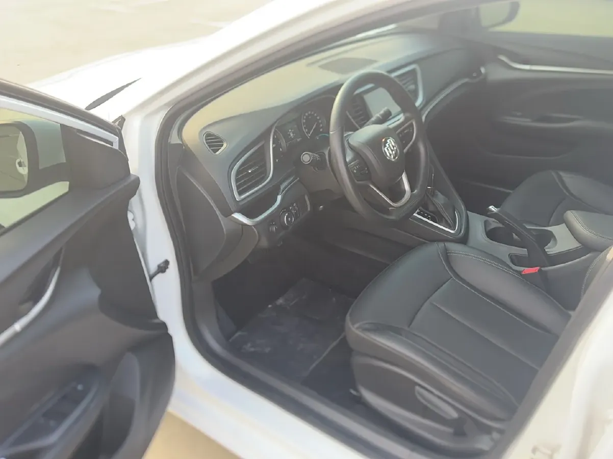 2021 Buick Excelle 1.5L 113HP L4 6AT,autocango,china used car exporter,china ev exporter,chinese used car exporter,chinese used ev exporter