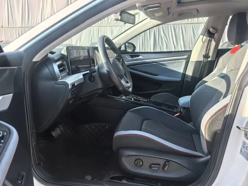 2024 Volkswagen Lamando 1.4T 150HP L4 7DCT,autocango,china used car exporter,china ev exporter,chinese used car exporter,chinese used ev exporter