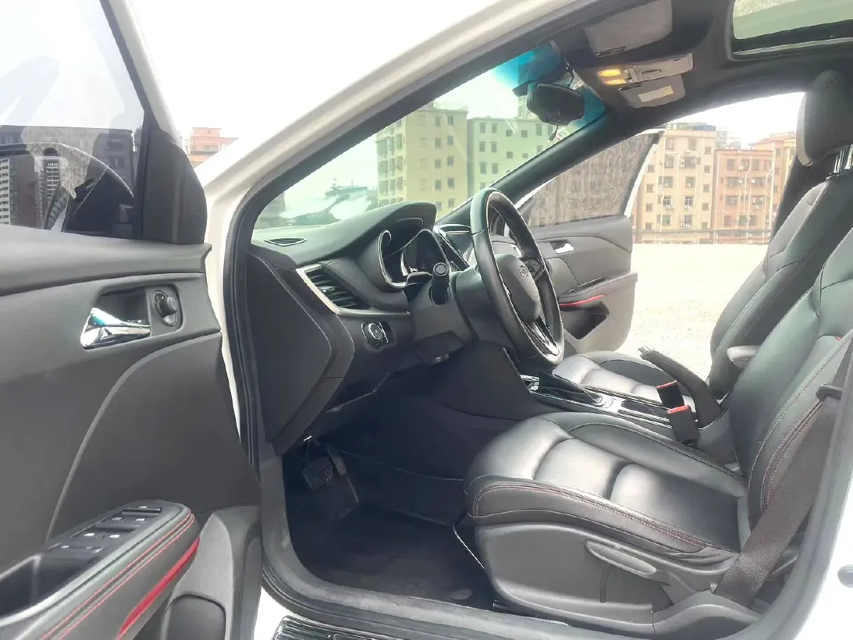 2019 Chevrolet Monza 1.3T 163HP L3 6AT,autocango,china used car exporter,china ev exporter,chinese used car exporter,chinese used ev exporter