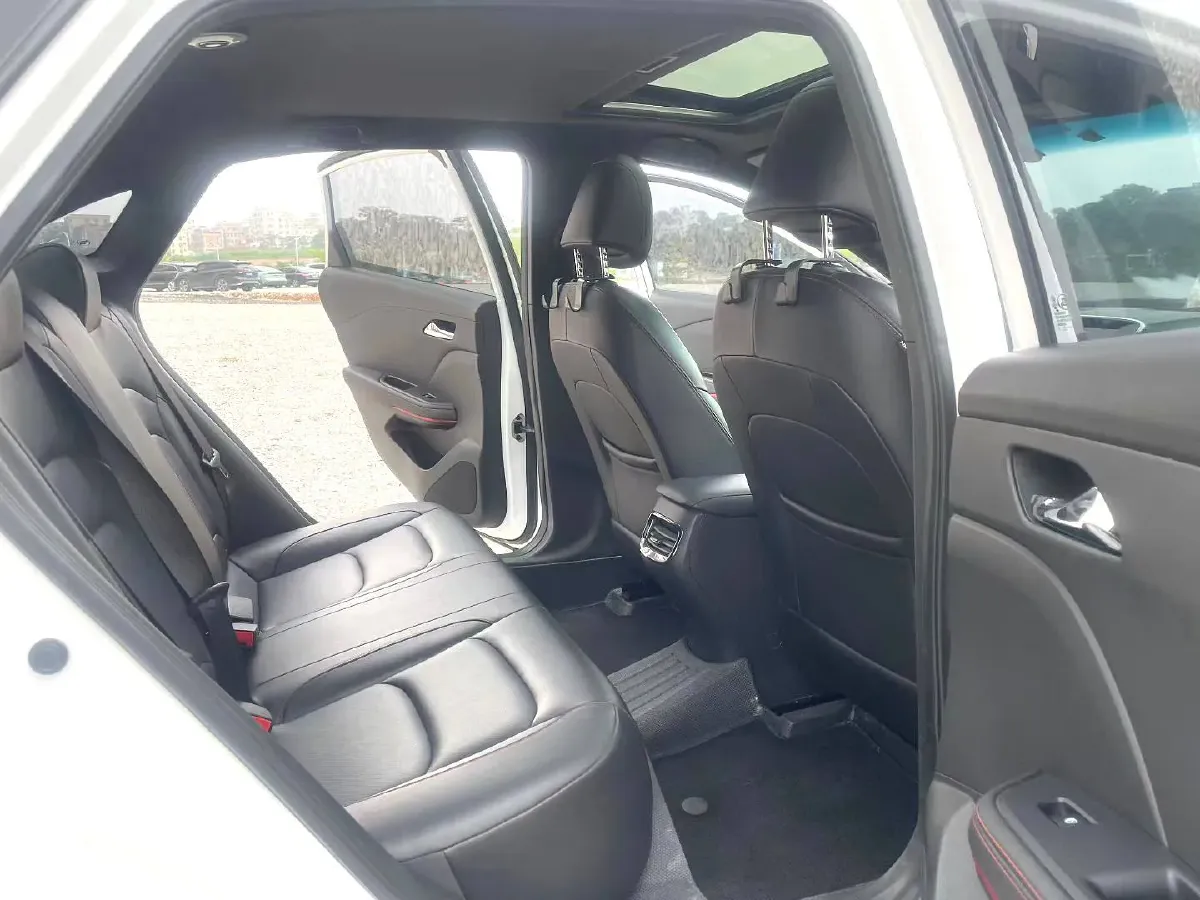 2019 Chevrolet Monza 1.3T 163HP L3 6AT,autocango,china used car exporter,china ev exporter,chinese used car exporter,chinese used ev exporter