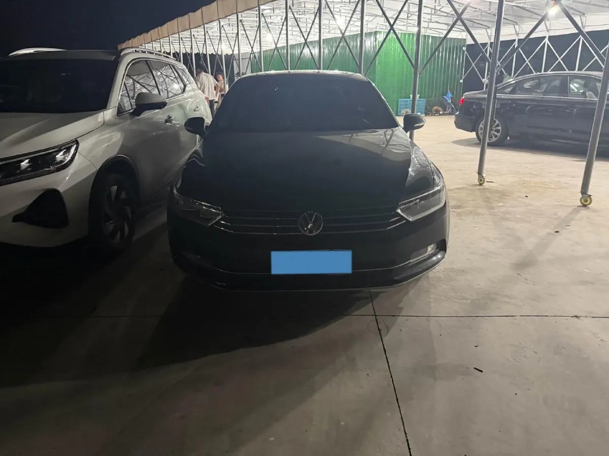 2018 Volkswagen Magotan 1.4T 150HP L4 7DCT,autocango,china used car exporter,china ev exporter,chinese used car exporter,chinese used ev exporter