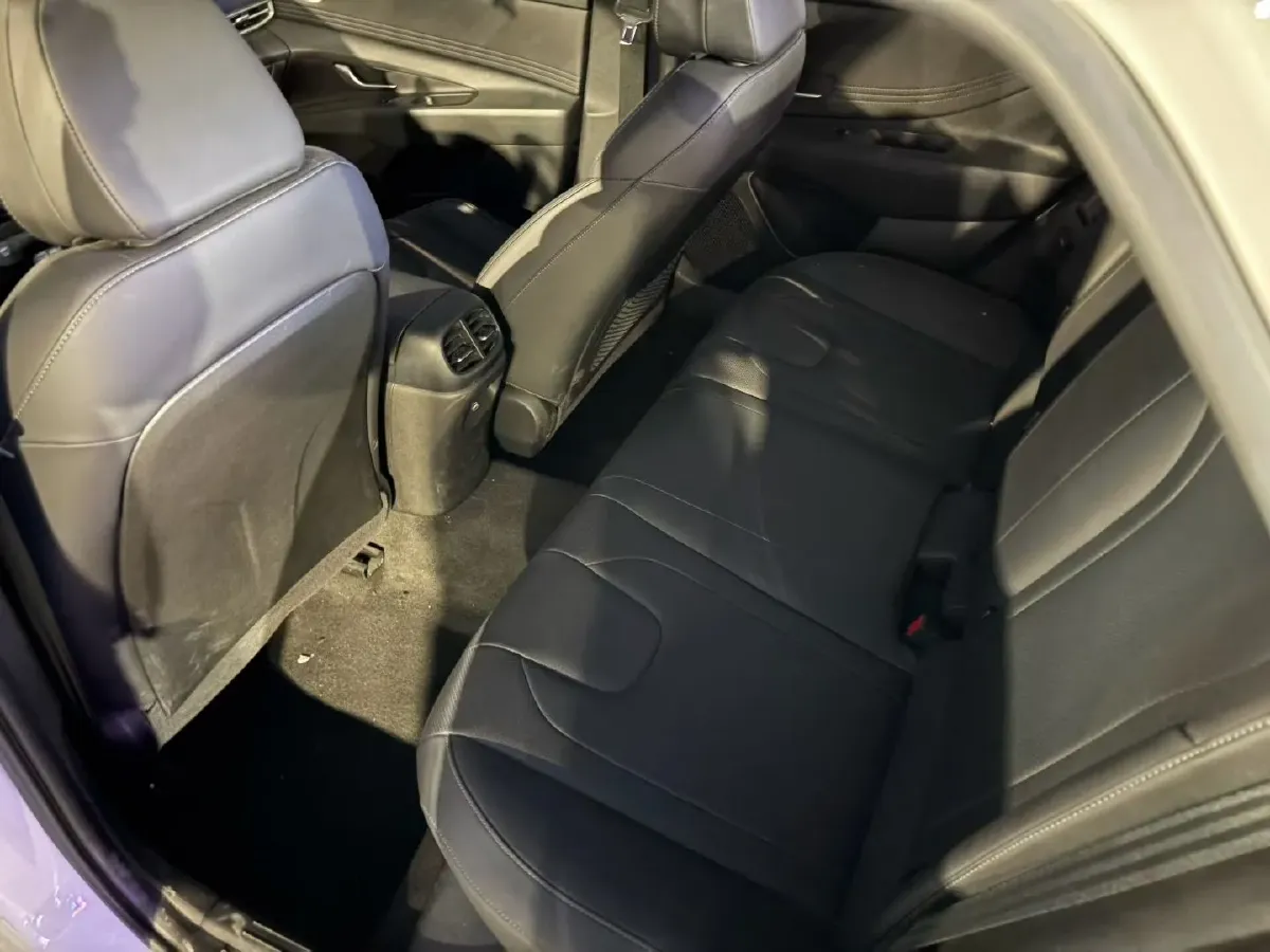 2021 Hyundai Elantra 1.5L 115HP L4 CVT,autocango,china used car exporter,china ev exporter,chinese used car exporter,chinese used ev exporter