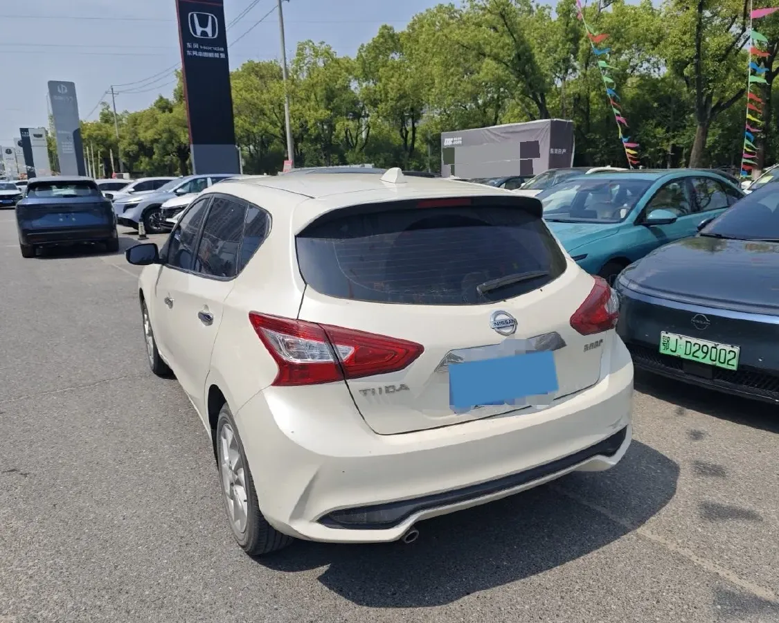 2020 Nissan Tiida 1.6L 126HP L4 CVT,autocango,china used car exporter,china ev exporter,chinese used car exporter,chinese used ev exporter