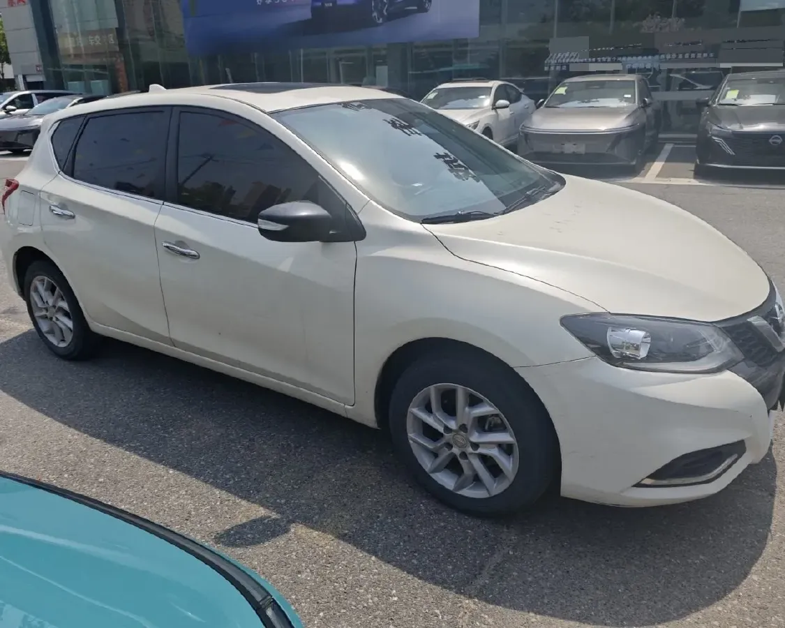 2020 Nissan Tiida 1.6L 126HP L4 CVT,autocango,china used car exporter,china ev exporter,chinese used car exporter,chinese used ev exporter