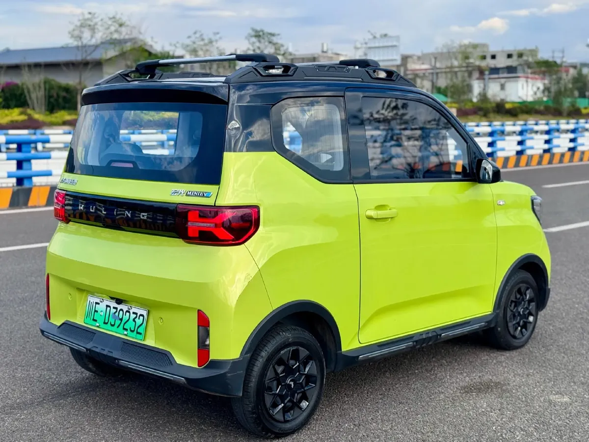 2022 WuLing HongGuang MINI EV BEV 17.3KWH,autocango,china used car exporter,china ev exporter,chinese used car exporter,chinese used ev exporter