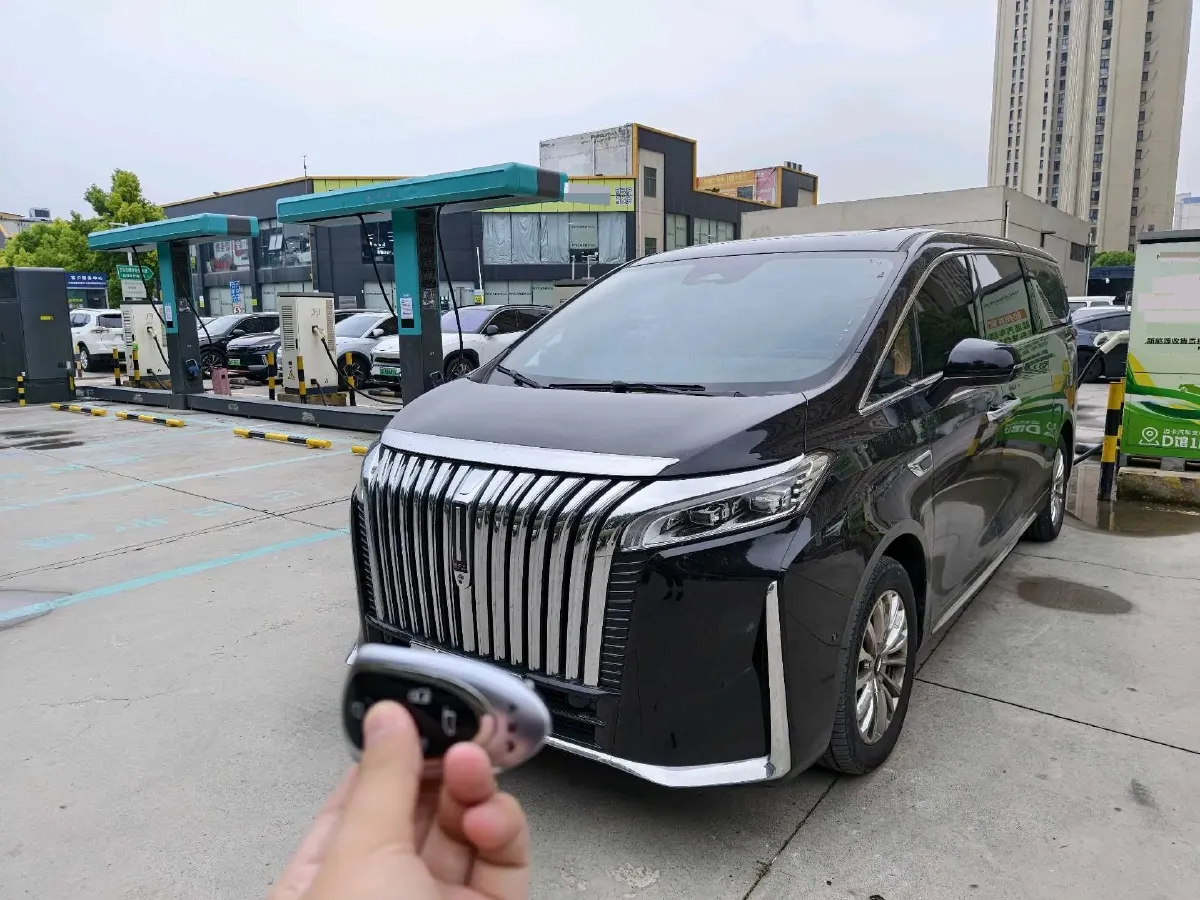 2024 Voyah ZhuiGuang 1.5T 136HP L4 PHEV 43KWH,autocango,china used car exporter,china ev exporter,chinese used car exporter,chinese used ev exporter