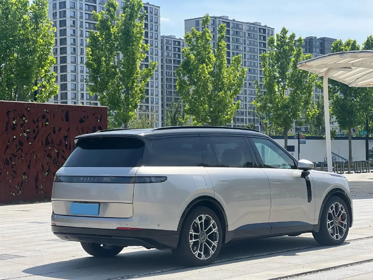2025 LYNK&CO 900 2.0T 254HP L4 3DHT PHEV,autocango,china used car exporter,china ev exporter,chinese used car exporter,chinese used ev exporter