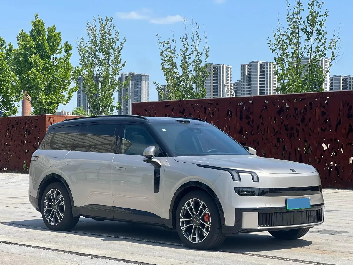 2025 LYNK&CO 900 2.0T 254HP L4 3DHT PHEV,autocango,china used car exporter,china ev exporter,chinese used car exporter,chinese used ev exporter
