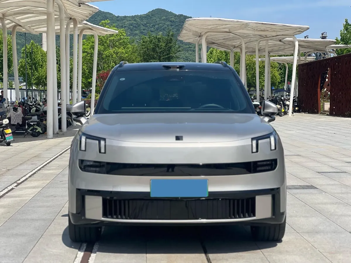 2025 LYNK&CO 900 2.0T 254HP L4 3DHT PHEV,autocango,china used car exporter,china ev exporter,chinese used car exporter,chinese used ev exporter