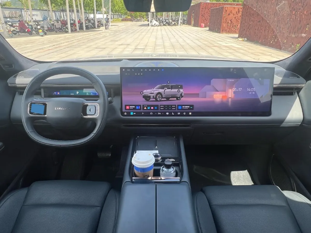 2025 LYNK&CO 900 2.0T 254HP L4 3DHT PHEV,autocango,china used car exporter,china ev exporter,chinese used car exporter,chinese used ev exporter