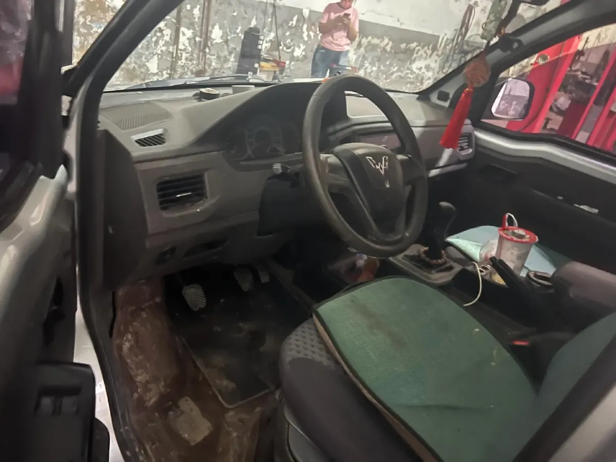 2021 NLM Motor QiTeng M70 1.5L 122HP L4 5MT,autocango,china used car exporter,china ev exporter,chinese used car exporter,chinese used ev exporter
