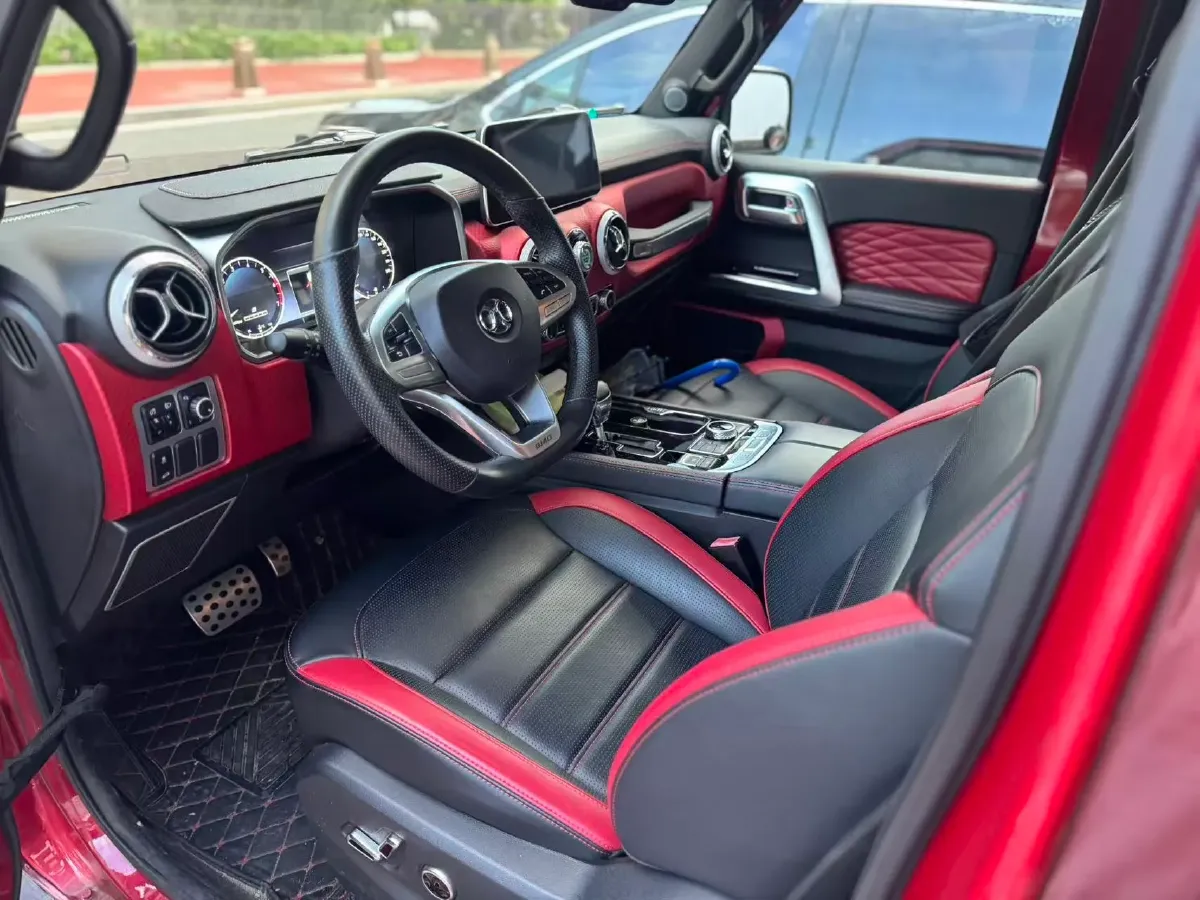 2018 Beijing BJ40 2.0T 218HP L4 6AT,autocango,china used car exporter,china ev exporter,chinese used car exporter,chinese used ev exporter