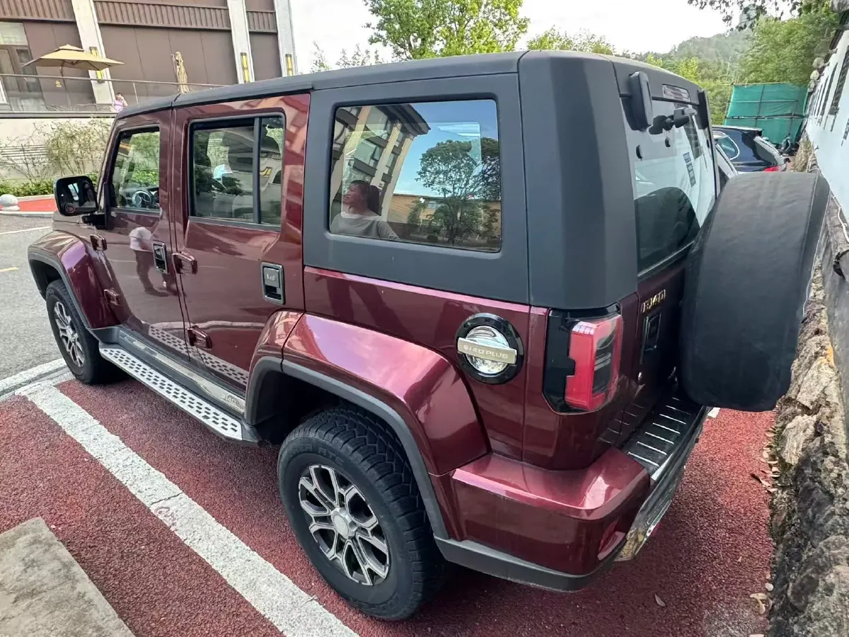 2018 Beijing BJ40 2.0T 218HP L4 6AT,autocango,china used car exporter,china ev exporter,chinese used car exporter,chinese used ev exporter