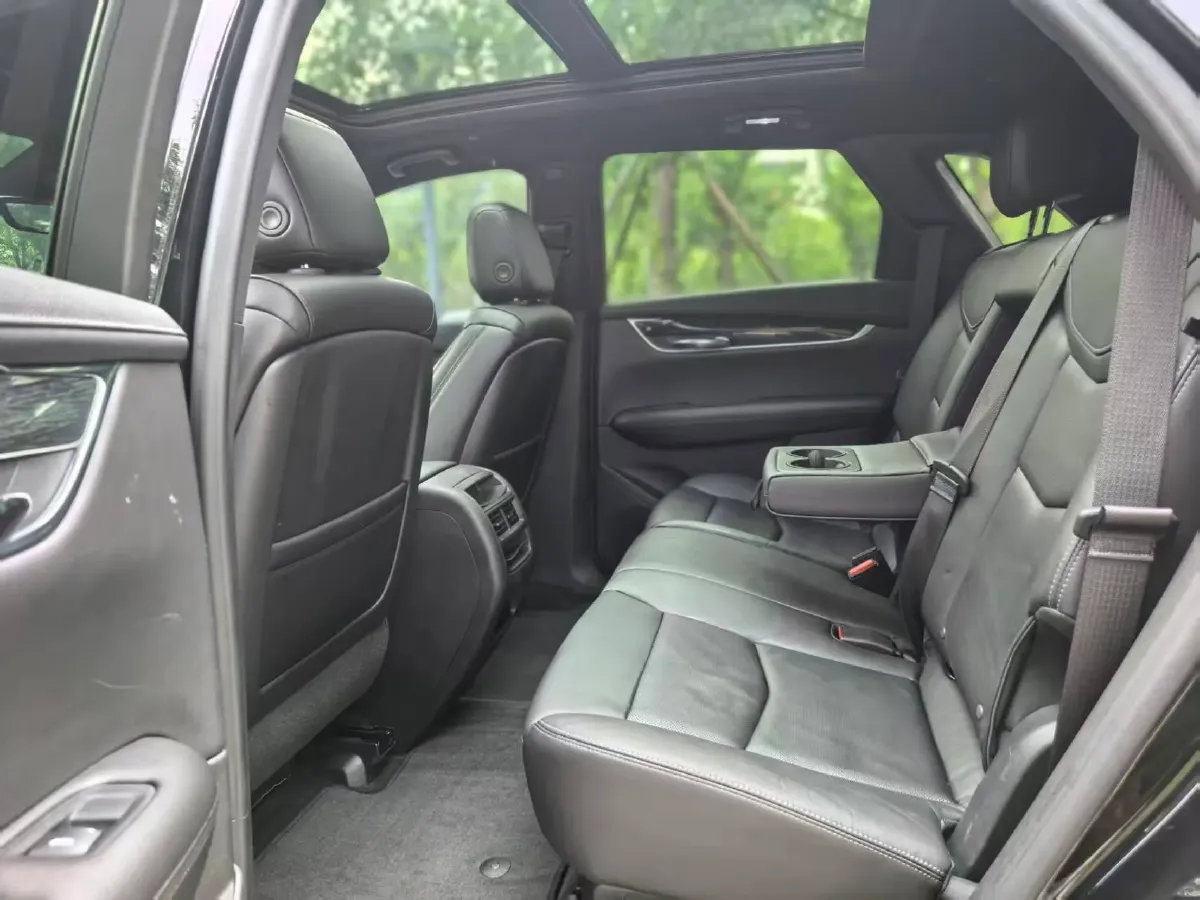 2020 Cadillac XT5 2.0T 237HP L4 9AT,autocango,china used car exporter,china ev exporter,chinese used car exporter,chinese used ev exporter