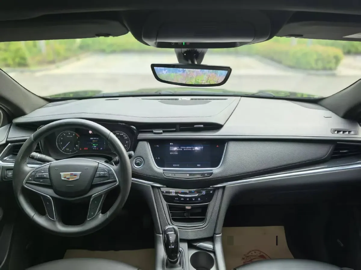 2020 Cadillac XT5 2.0T 237HP L4 9AT,autocango,china used car exporter,china ev exporter,chinese used car exporter,chinese used ev exporter