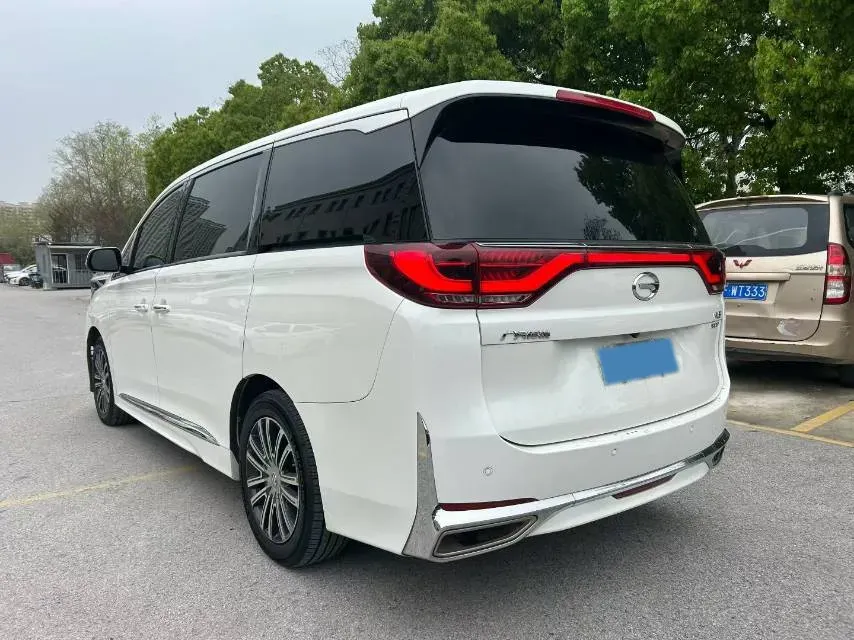 2021 GAC Trumpchi M8 2.0T 252HP L4 8AT,autocango,china used car exporter,china ev exporter,chinese used car exporter,chinese used ev exporter
