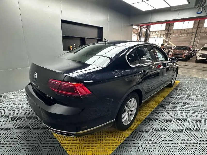 2020 Volkswagen Magotan 1.4T 150HP L4 7DCT,autocango,china used car exporter,china ev exporter,chinese used car exporter,chinese used ev exporter