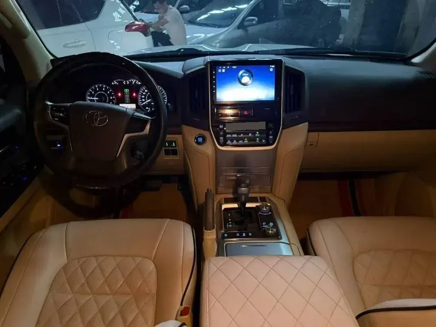 2015 Toyota Land Cruiser 4.0L 275HP V6 5AT,autocango,china used car exporter,china ev exporter,chinese used car exporter,chinese used ev exporter